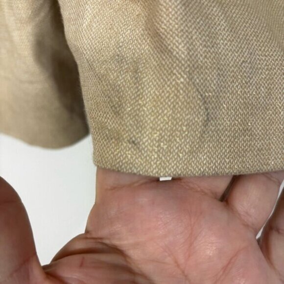 Chico’s Women’s 14 Bermuda Shorts Tan Gold Fleck Zipper Pockets Vacation Summer - Picture 7 of 7